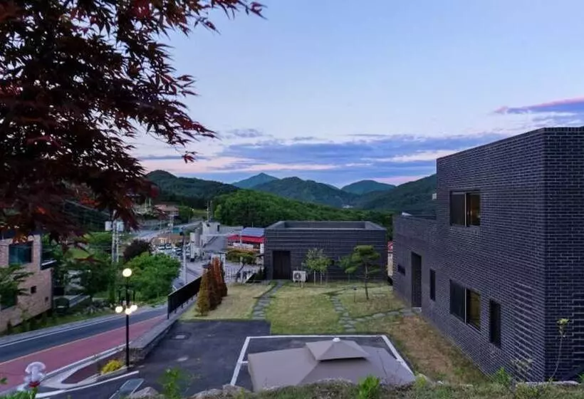 ペンション Gapyeong Adiel Pool Villa