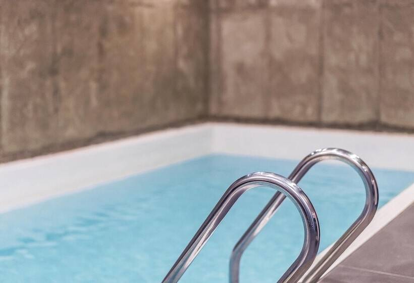 Pensió Gapyeong Dangdangi Pet Poolvilla Blue