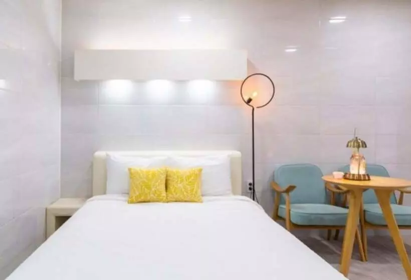 ペンション Gapyeong Ruhen Pool Villa