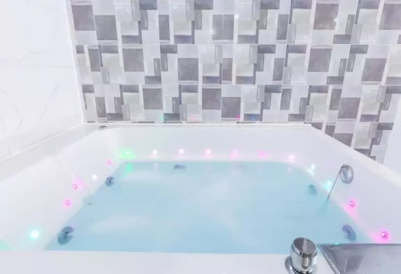 ペンション Gapyeong Ruhen Pool Villa