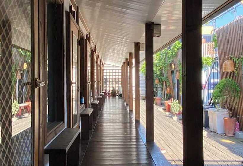 Pensió Gyeongju Shilla Moon Night Hanok Stay