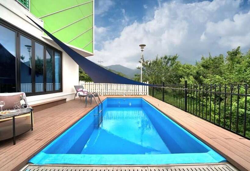 Hwasun The Holiday Pension