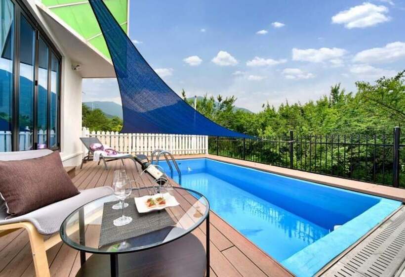 Hwasun The Holiday Pension