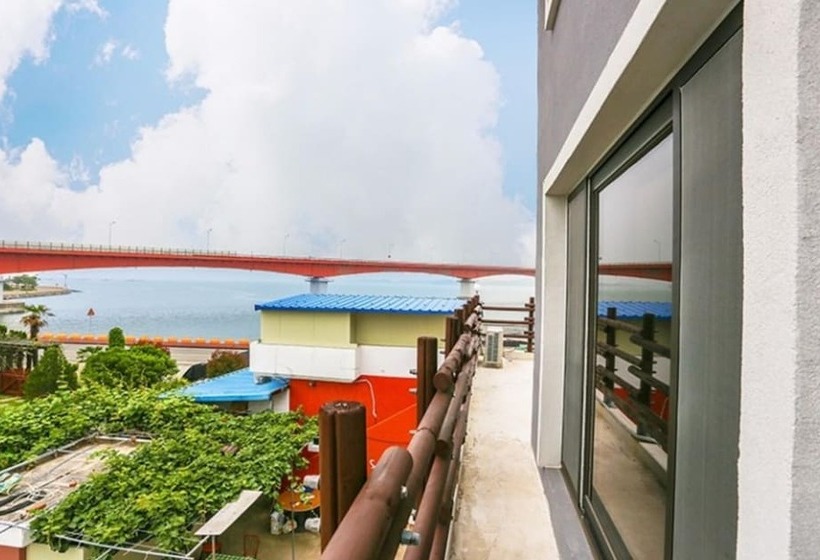 Sacheon Sagyejeol Pension