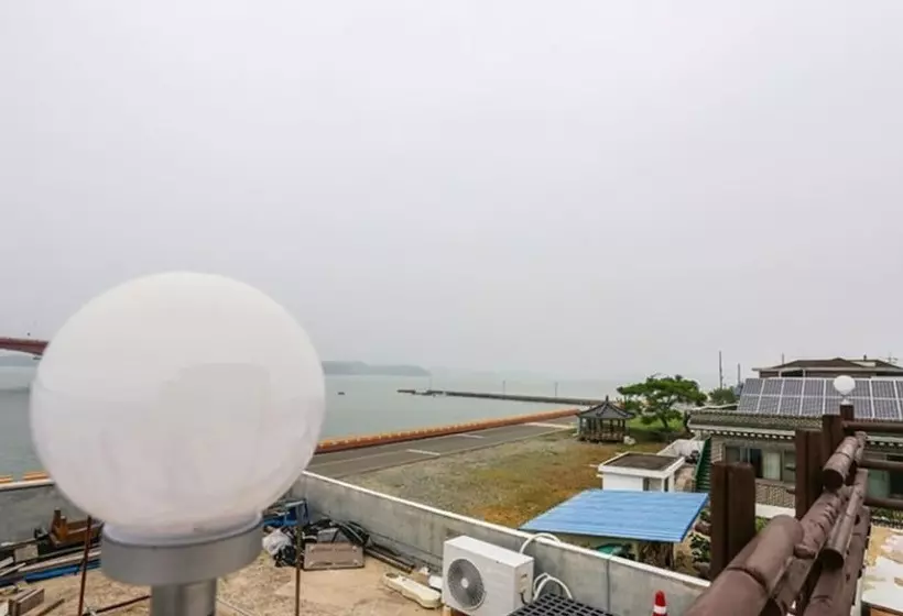 Sacheon Sagyejeol Pension