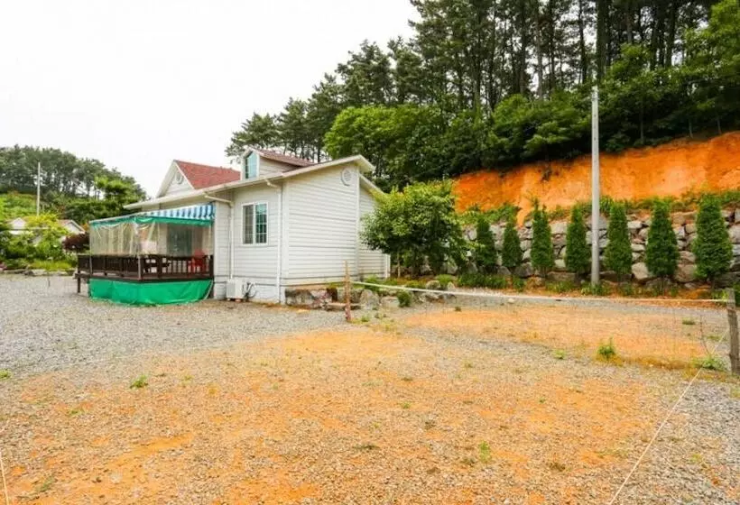 Seosan Jungwang Pension