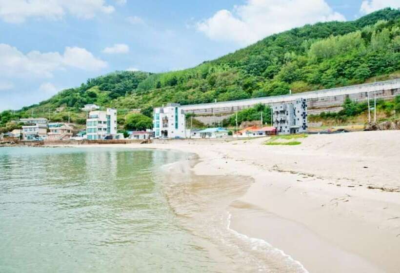 Uljin Saeparanggil Pension