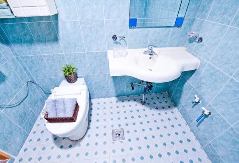 Uljin Saeparanggil Pension