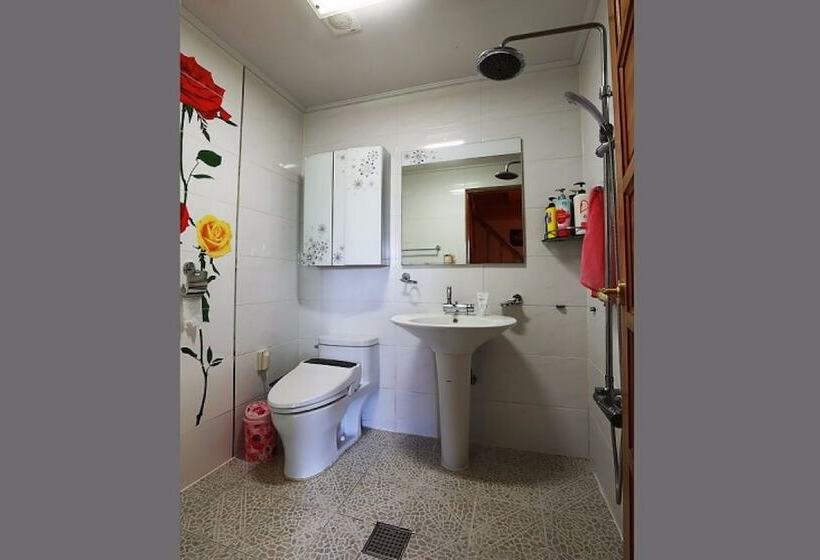 Yanggu Bauyasaenghwar Pension