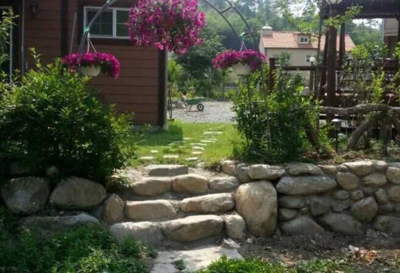 Yangpyeong Popperas Spa Pension