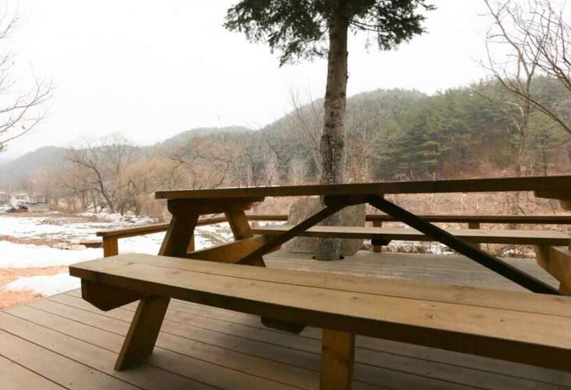 Yangpyeong Popperas Spa Pension