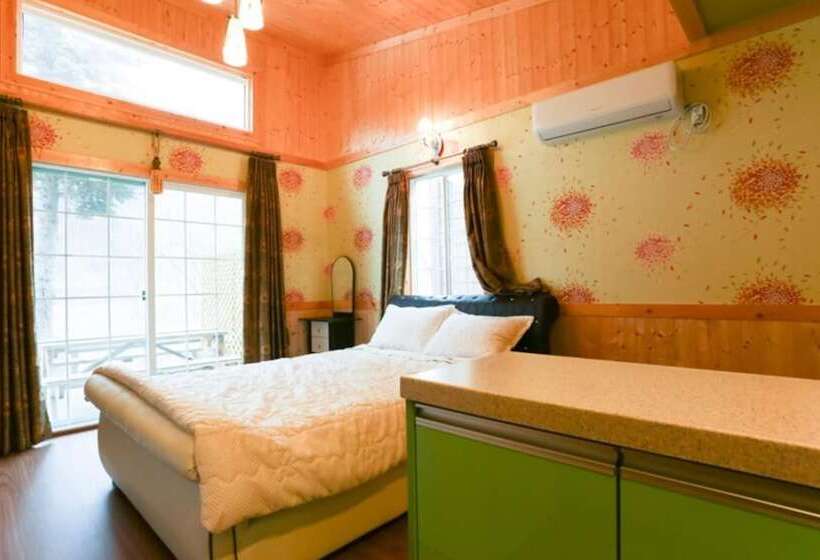 Yangpyeong Popperas Spa Pension