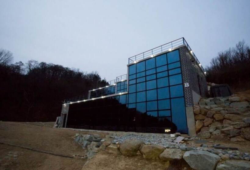 Yeongdeok Bapoom Hill Pension