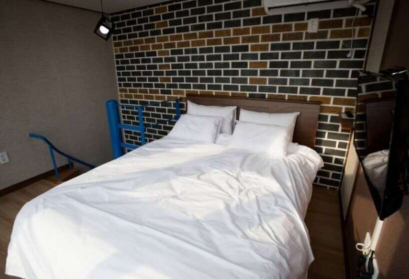 Yeongdeok Bapoom Hill Pension