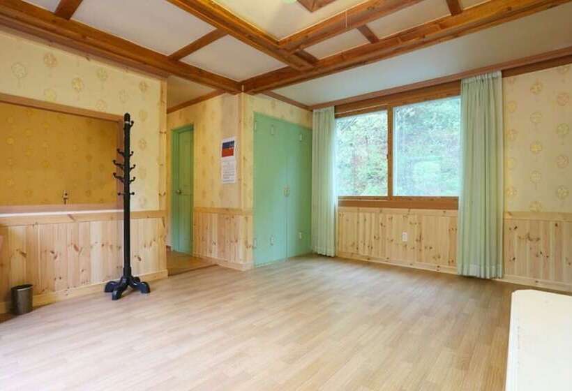 Cheongsong Songwol Pension