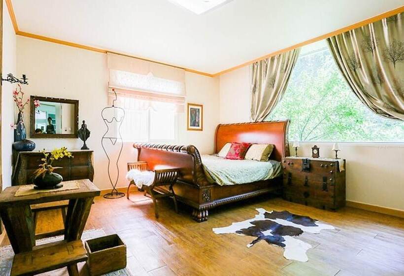 Goesan Romi House Pension