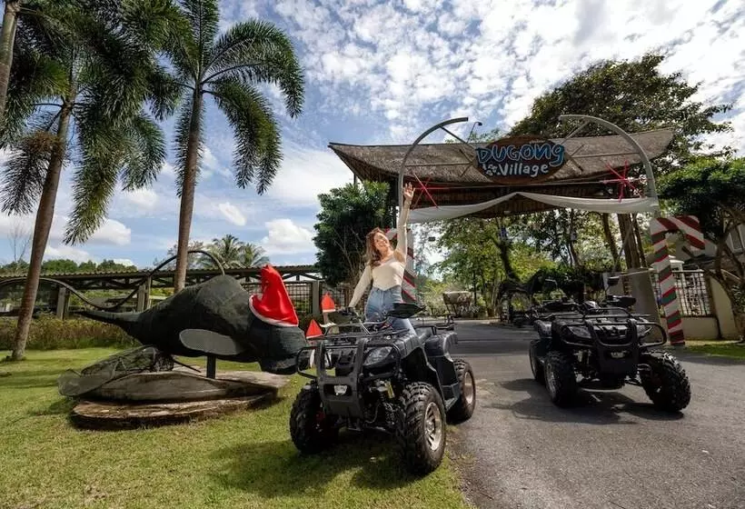 Hotelli Dugong Village Green