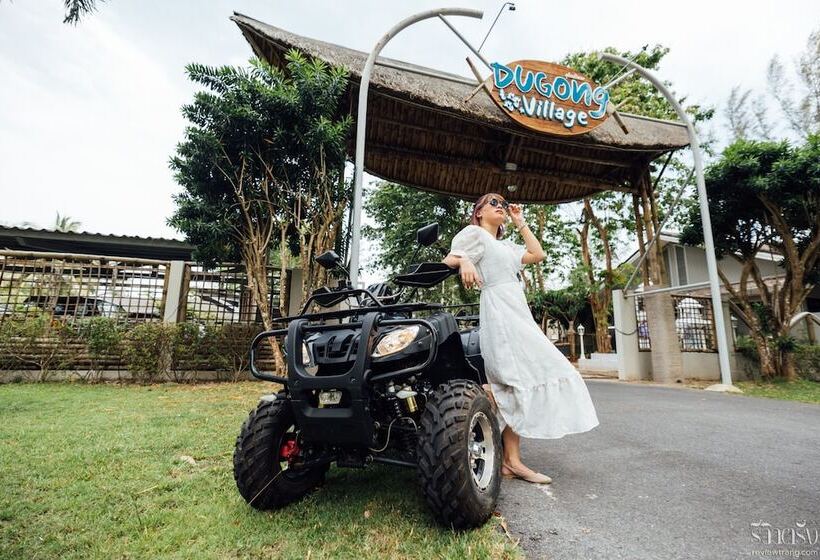 בית מלון כפרי Dugong Village Green