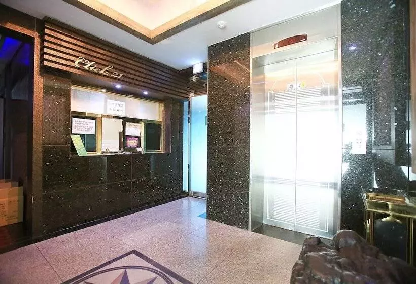Hotelli Ilsan Click