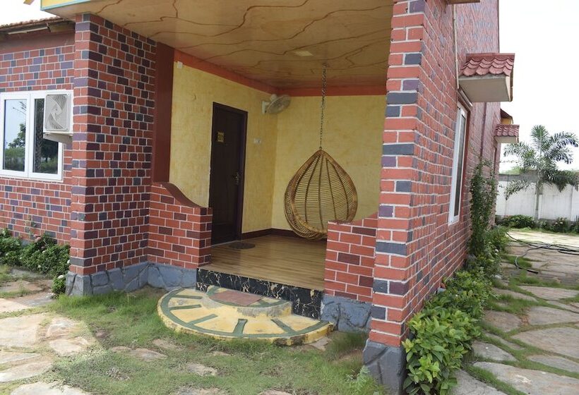 Hotel Navagiraga Resorts &