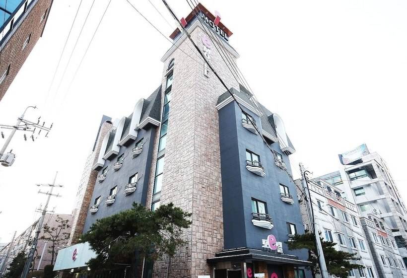 Motel Cheonan E