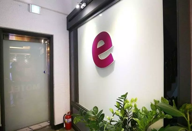Motel Cheonan E