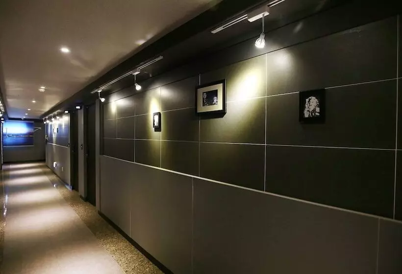 Motel Cheonan E