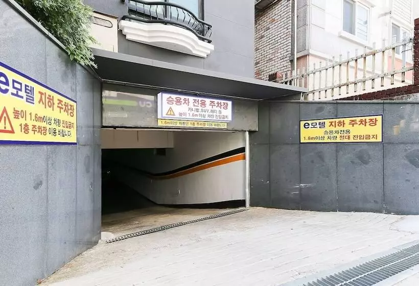Motel Cheonan E