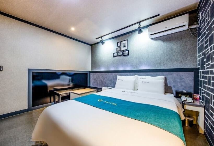 Motel Cheonan E