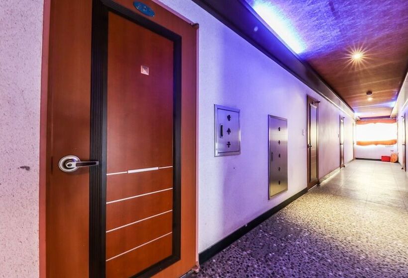 Motel Cheonan White Castle