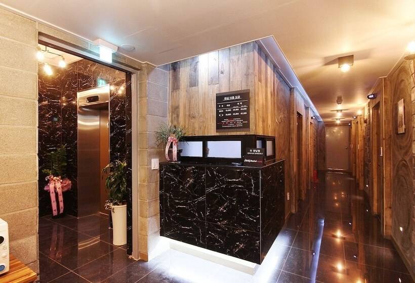 فندق على الطريق Daegu Daegok Jeep