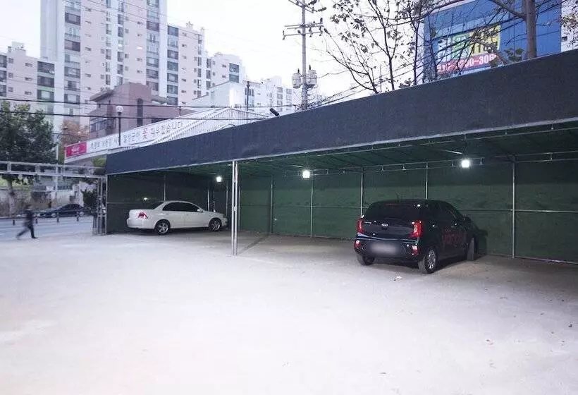 モーテル Daegu Daegok Jeep