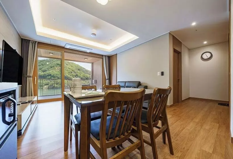 モーテル Gapyeong Riverville