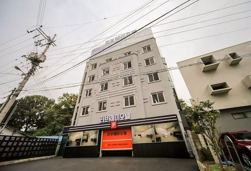 Motelli Gyeongsan Love Way