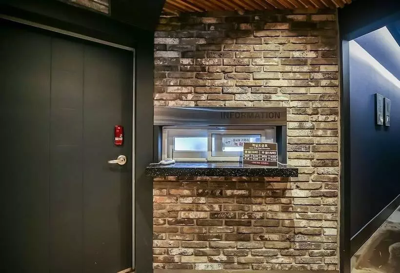 Motelli Gyeongsan Love Way