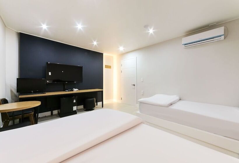 汽车旅馆  Gyeongsan Love Way