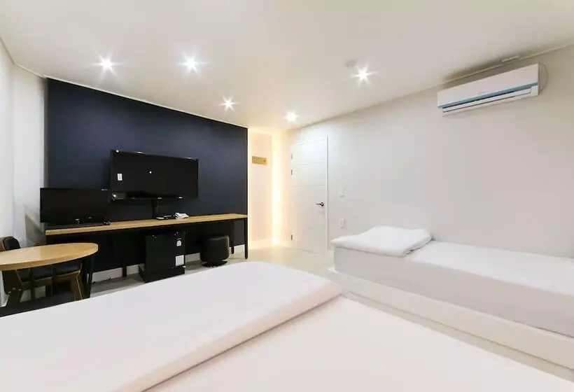 Motelli Gyeongsan Love Way