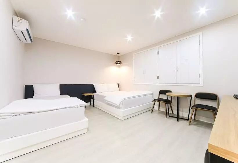 Motelli Gyeongsan Love Way