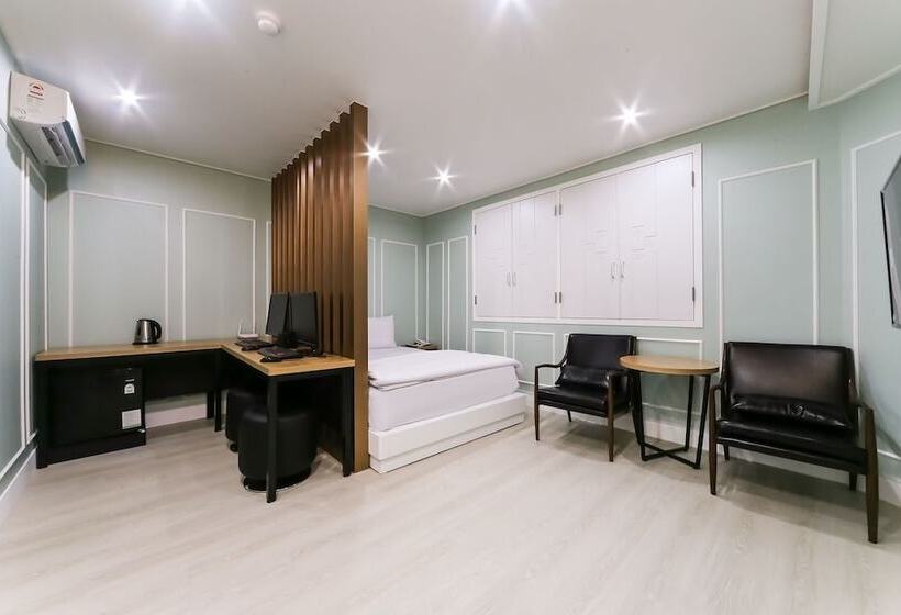 汽车旅馆  Gyeongsan Love Way