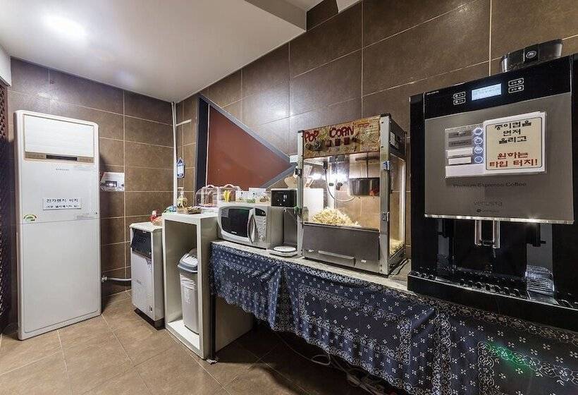 فندق على الطريق Hanam Lucy