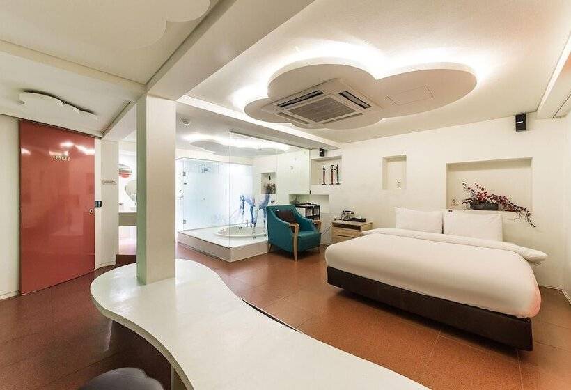 فندق على الطريق Hanam Lucy