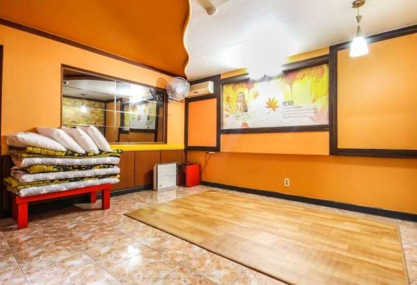 Motel Jeonju Uadong Urban Stay