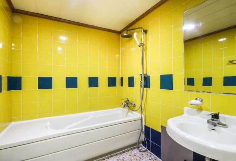 Motel Jeonju Uadong Urban Stay