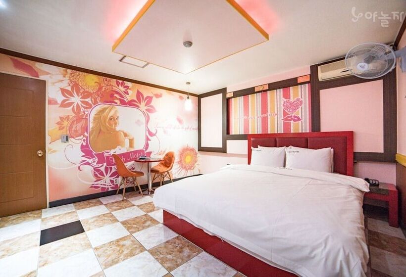 Motel Jeonju Uadong Urban Stay