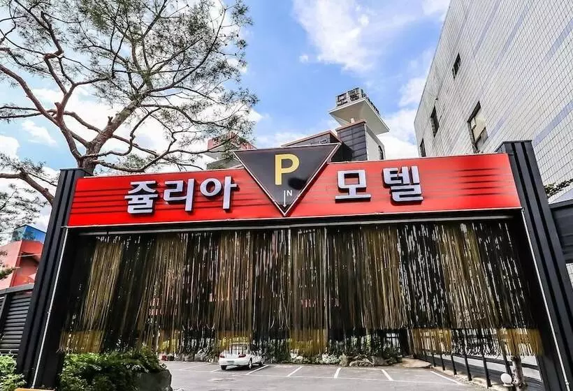 Motelli Julia Hongsung