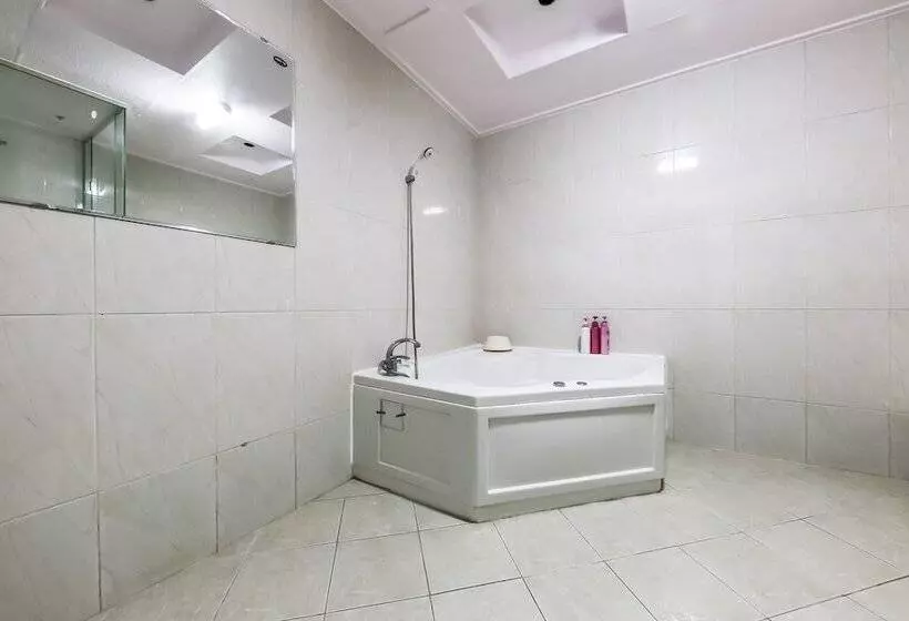 Motelli Julia Hongsung