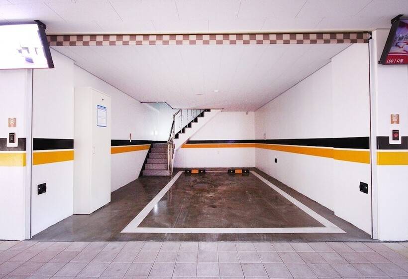 Motel Mungyeong Myeongpum Hotel Geonilla