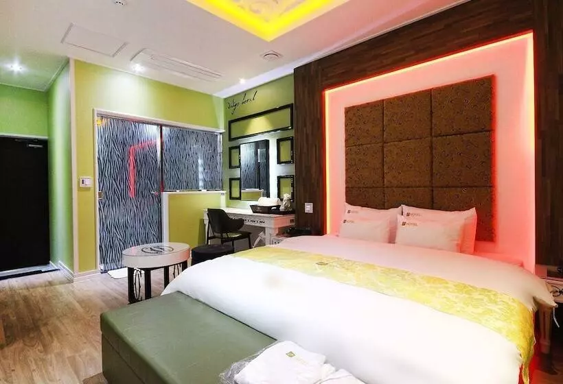 モーテル Mungyeong Myeongpum Hotel Geonilla