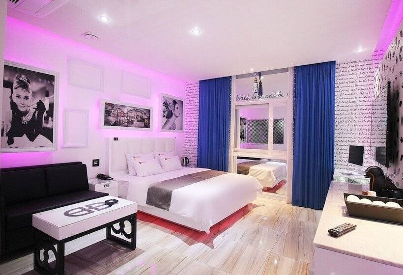 Motel Mungyeong Myeongpum Hotel Geonilla