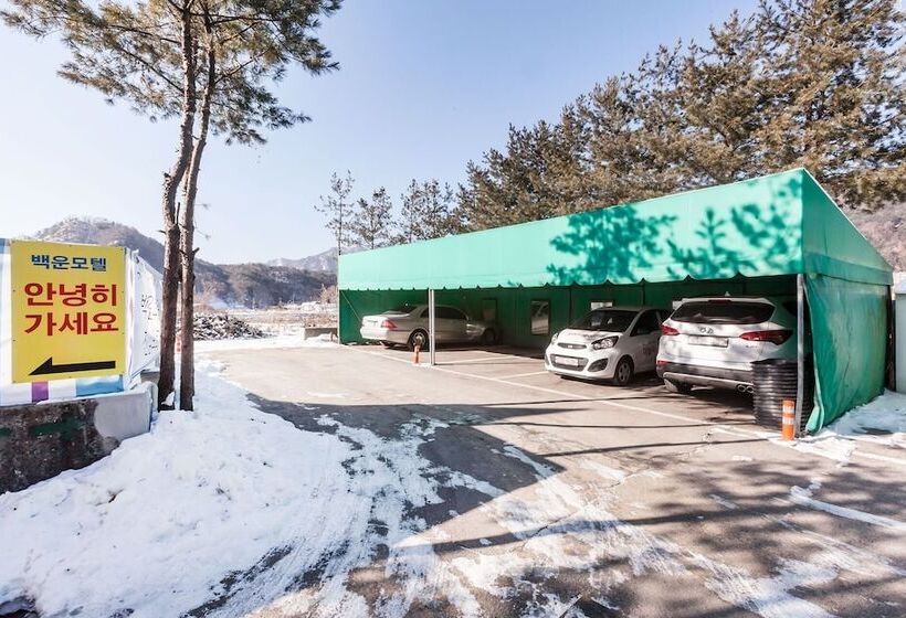 مُتل Pocheon Baegun